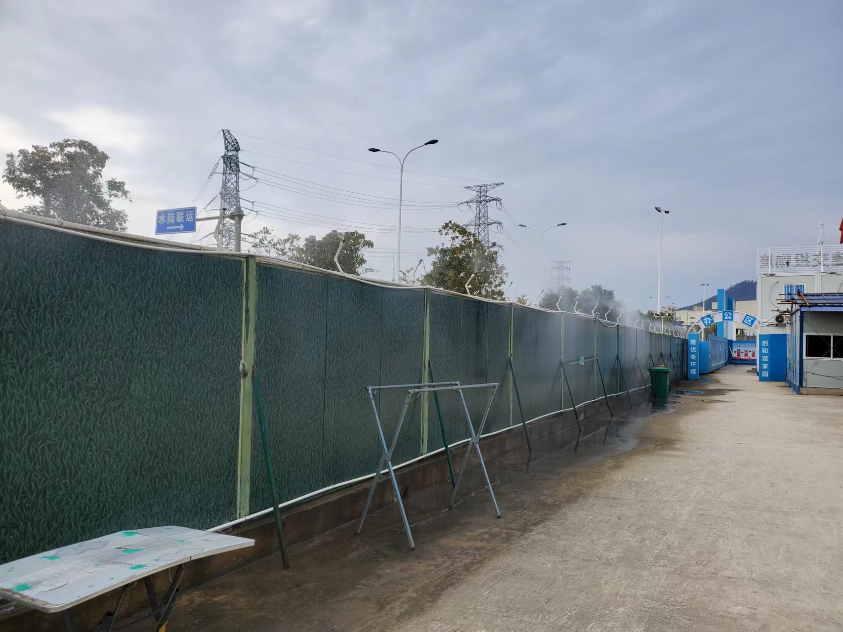 堅守一線“戰(zhàn)高溫” 項目建設有“涼策”，王俊宇拍攝3.jpg